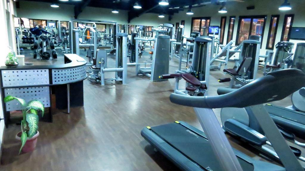 Africana Hotel & Spa Qaryat Shākūsh エクステリア 写真