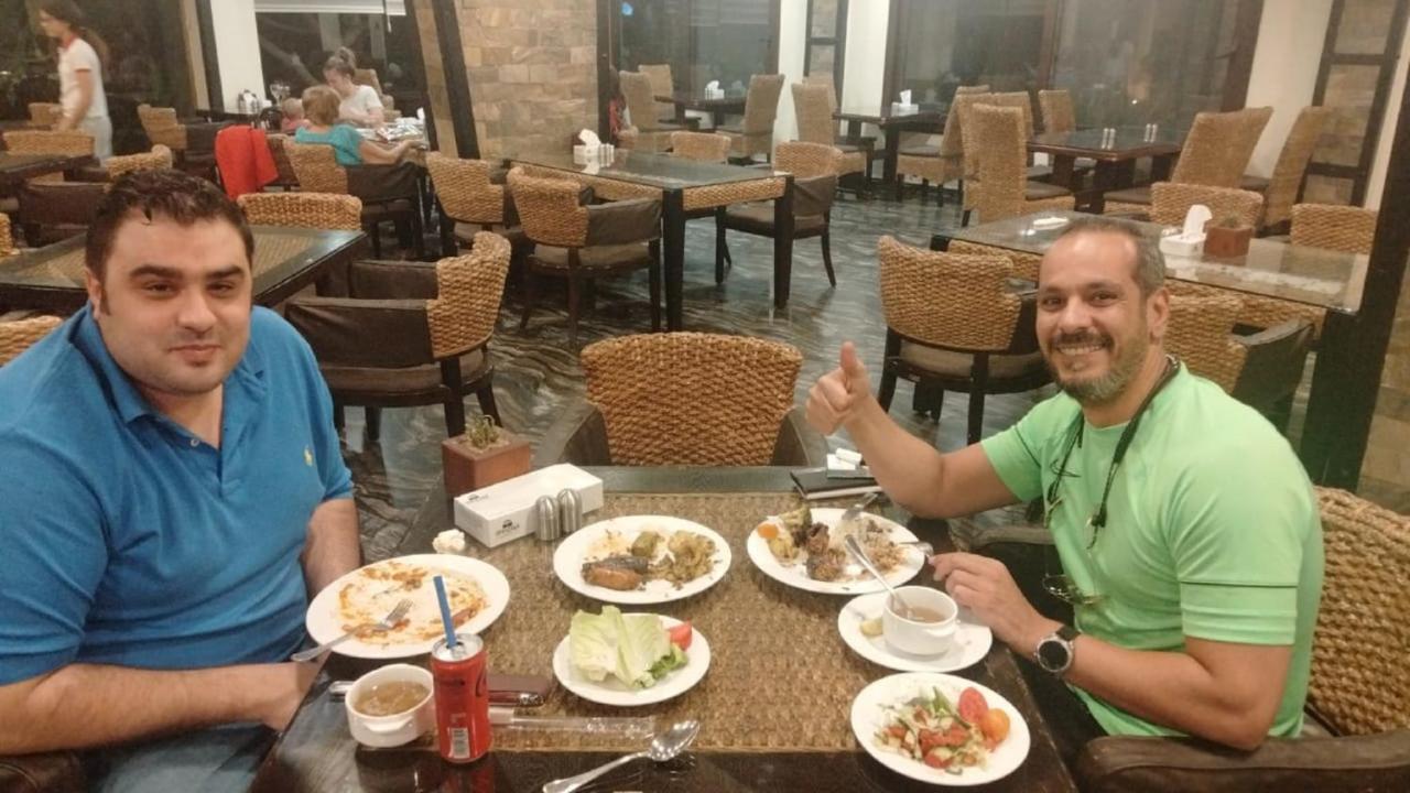 Africana Hotel & Spa Qaryat Shākūsh エクステリア 写真
